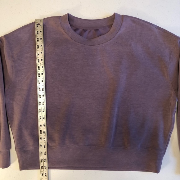 Lululemon Softstreme Perfectly Oversized Cropped Lavender Crew Size 8 - Picture 4 of 6